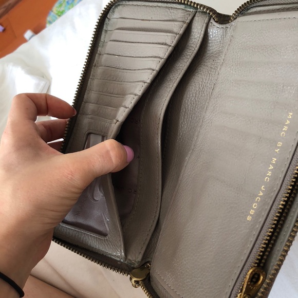 Marc Jacobs Wallet - Picture 7 of 7